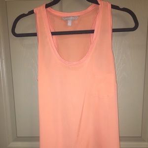 Banana Republic racerback 🐚 Coral, size Medium